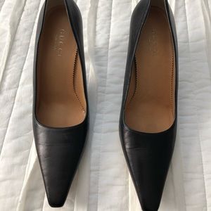 Gucci Pumps worn once